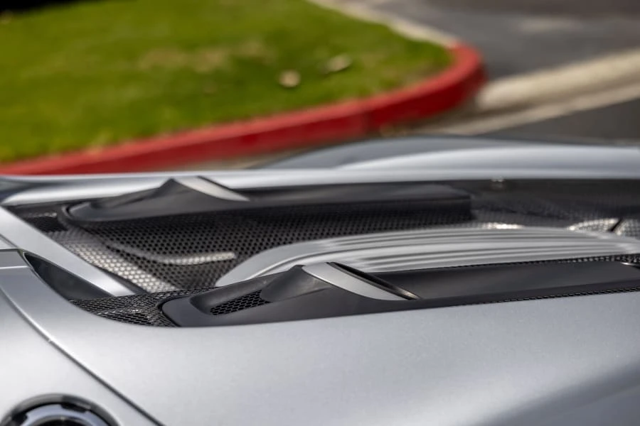 2015 Porsche 918 Spyder - Image 19 of 31