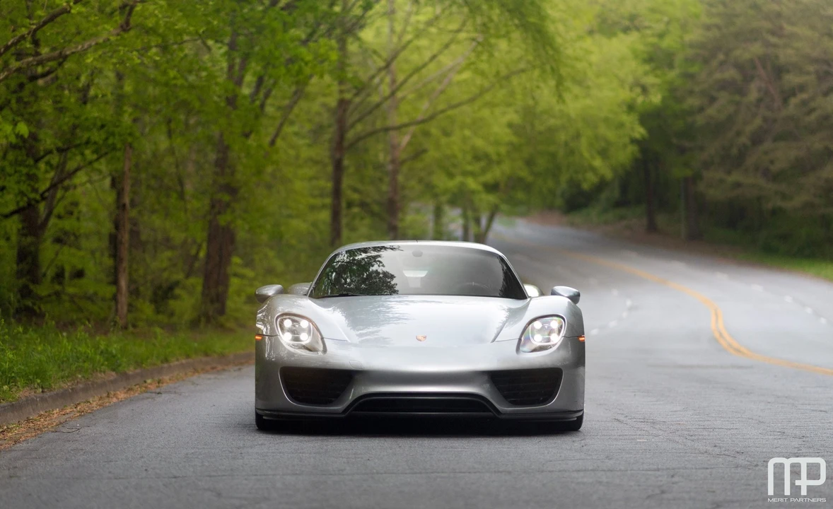 2015 Porsche 918 Spyder - Image 3 of 20