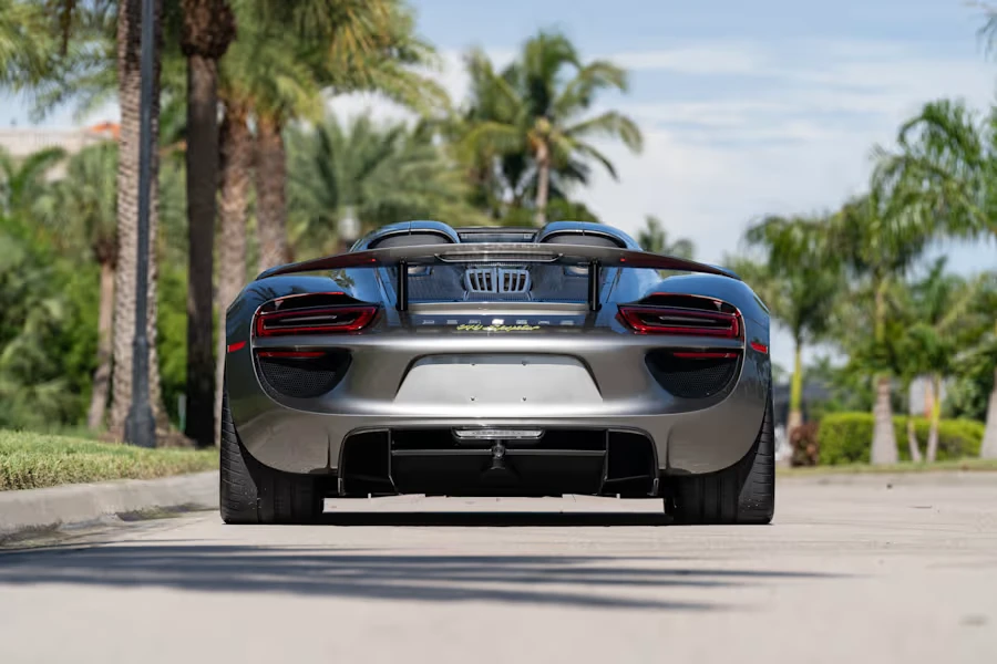 2015 Porsche 918 Spyder - Image 5 of 31