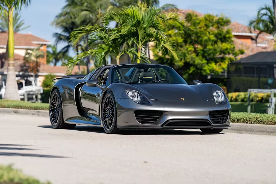 2015 Porsche 918 Spyder - Image 31 of 31