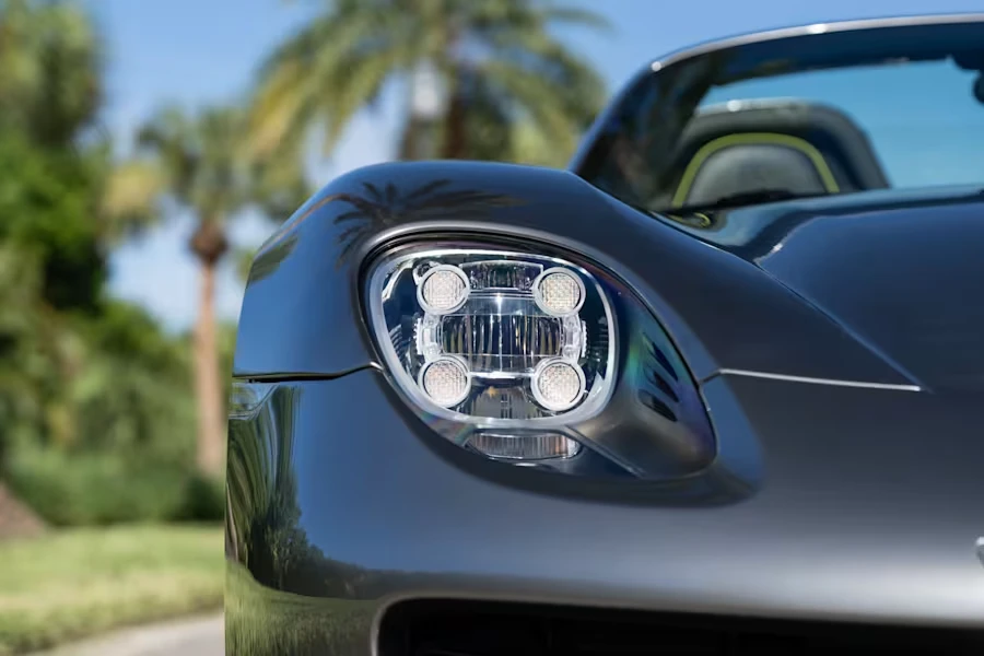 2015 Porsche 918 Spyder - Image 12 of 31