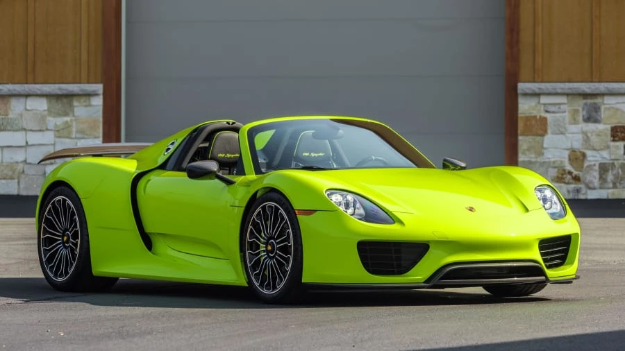 2015 Porsche 918 Spyder - Image 12 of 20