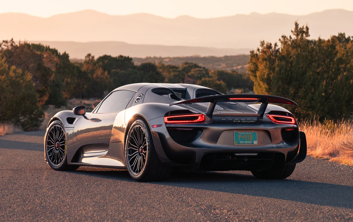 2015 Porsche 918 Spyder - Image 4 of 19