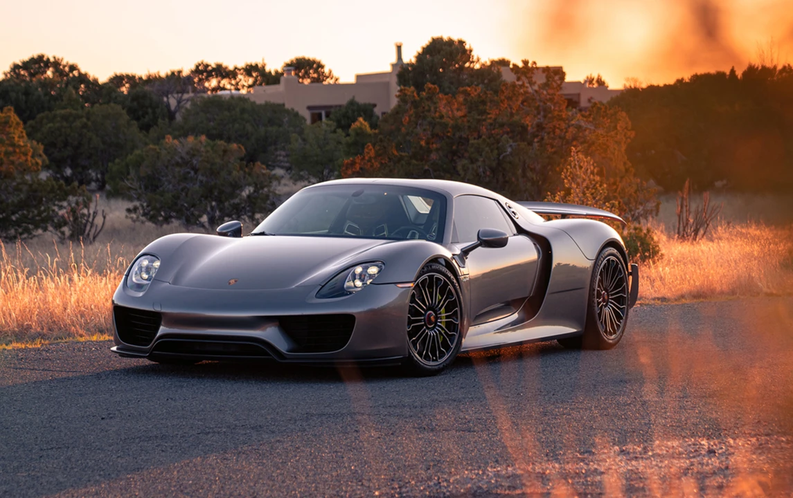 2015 Porsche 918 Spyder - Image 13 of 19