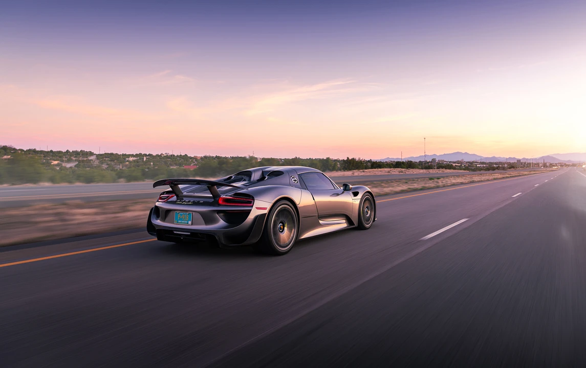 2015 Porsche 918 Spyder - Image 19 of 19