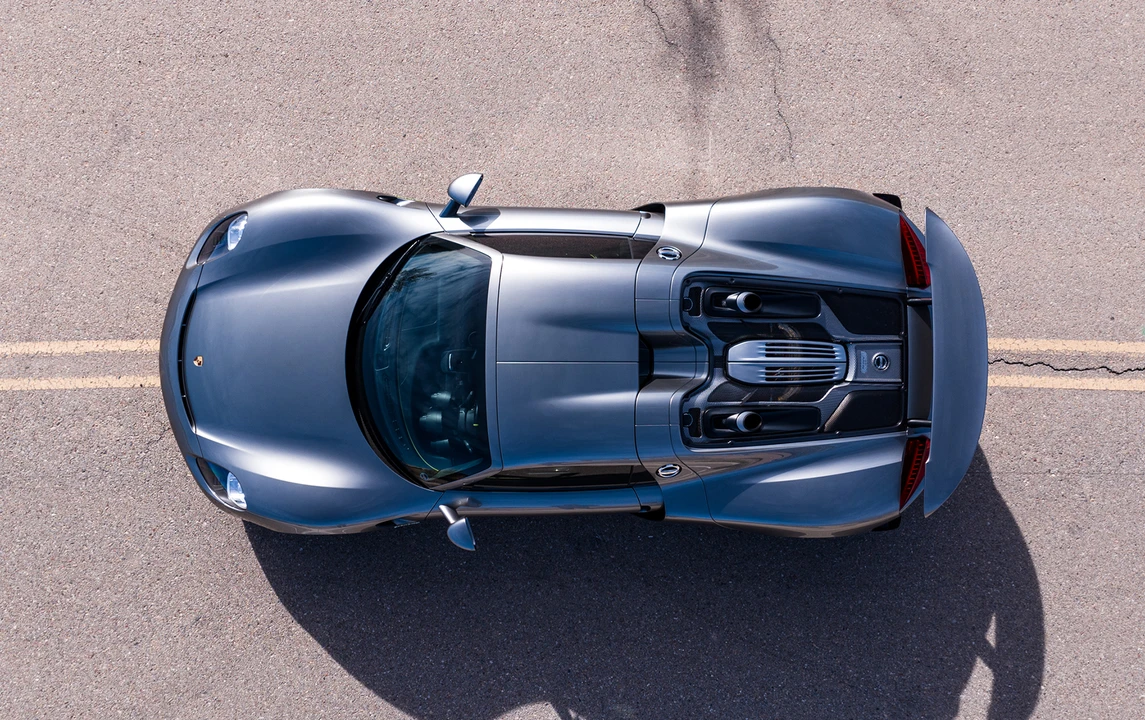 2015 Porsche 918 Spyder - Image 14 of 19
