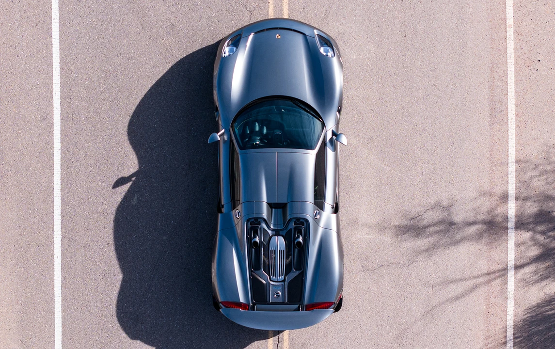2015 Porsche 918 Spyder - Image 15 of 19