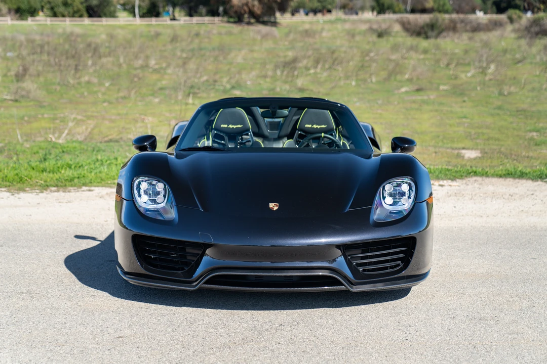 2015 Porsche 918 Spyder - Image 4 of 31