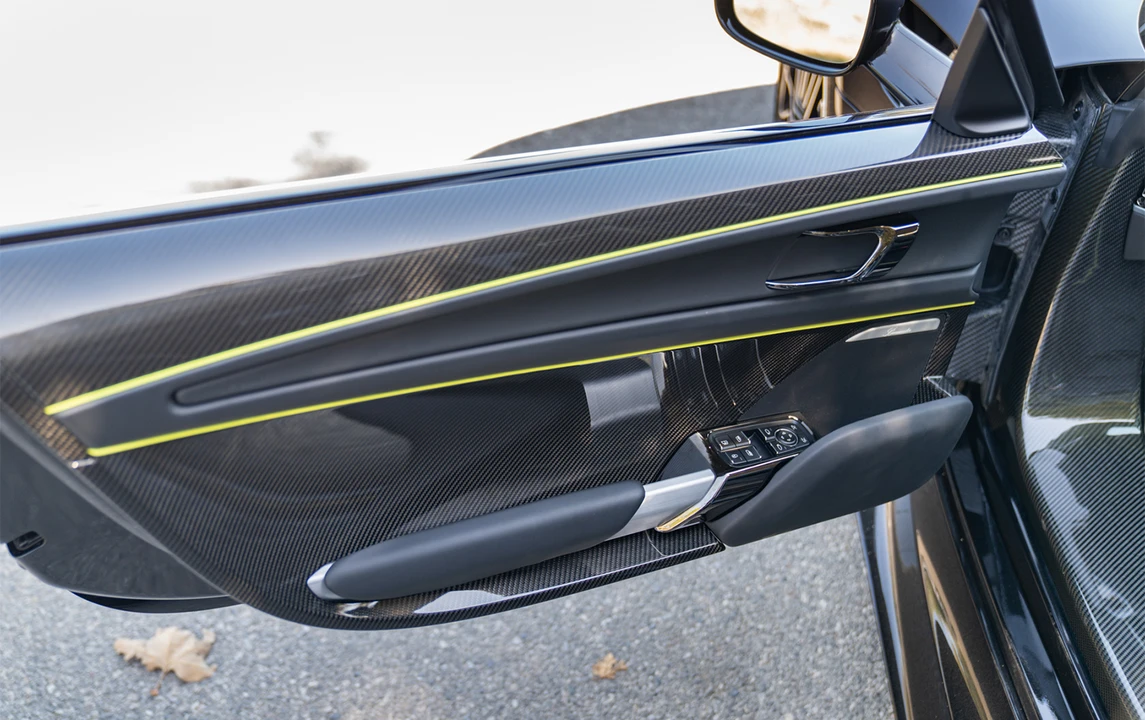 2015 Porsche 918 Spyder - Image 23 of 31