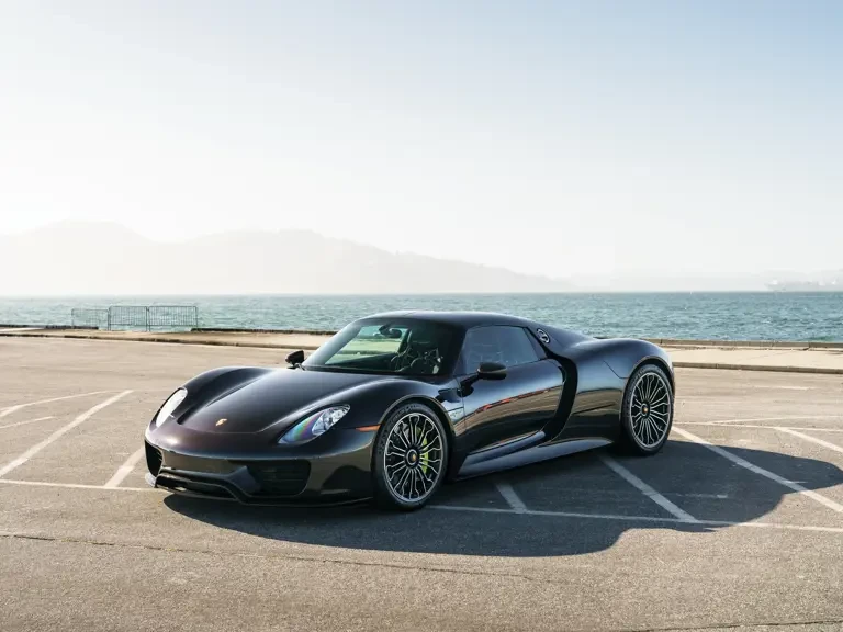 2015 Porsche 918 Spyder - Image 2 of 31
