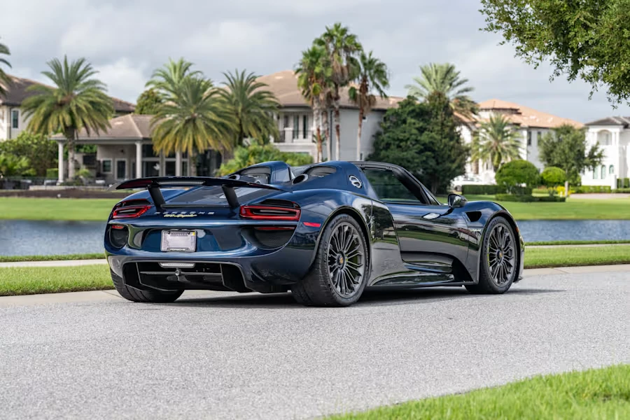 2015 Porsche 918 Spyder - Image 3 of 31
