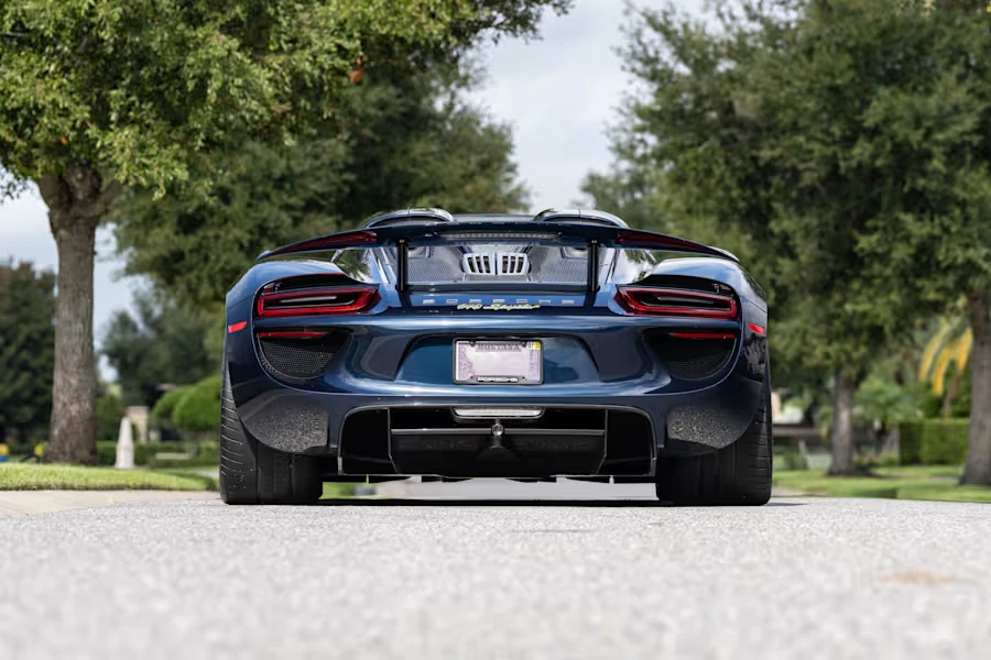 2015 Porsche 918 Spyder - Image 5 of 31