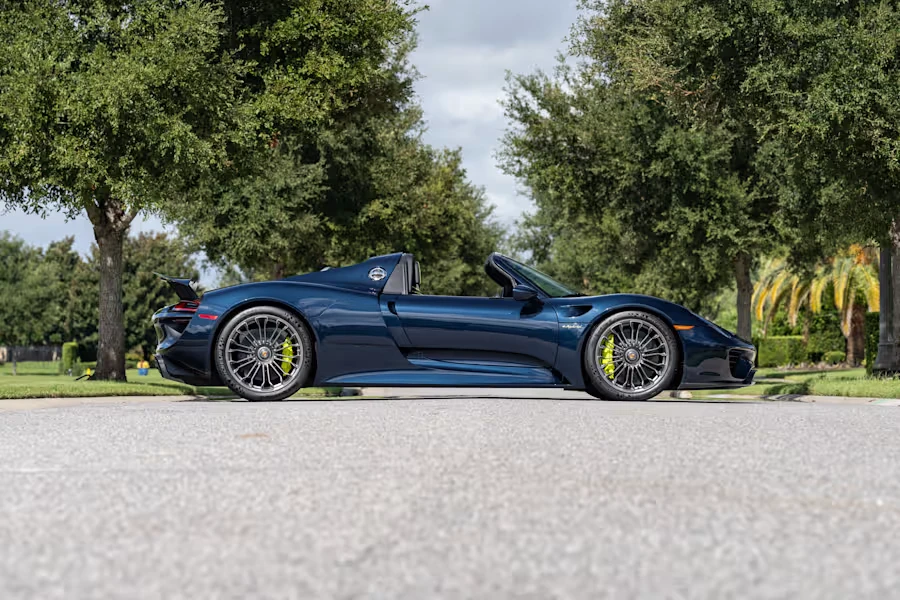 2015 Porsche 918 Spyder - Image 31 of 31