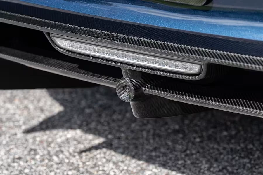 2015 Porsche 918 Spyder - Image 24 of 31