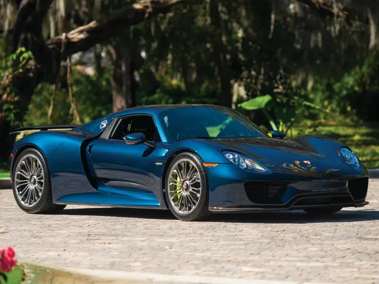 2015 Porsche 918 Spyder - Image 2 of 31