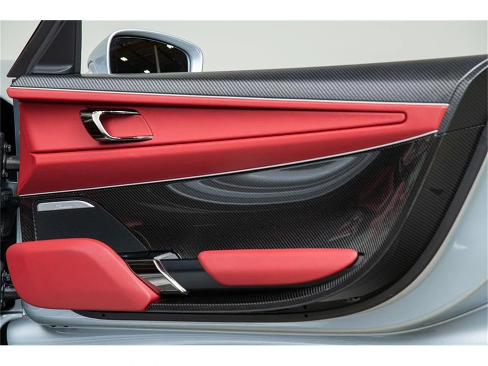 2015 Porsche 918 Spyder - Image 29 of 31