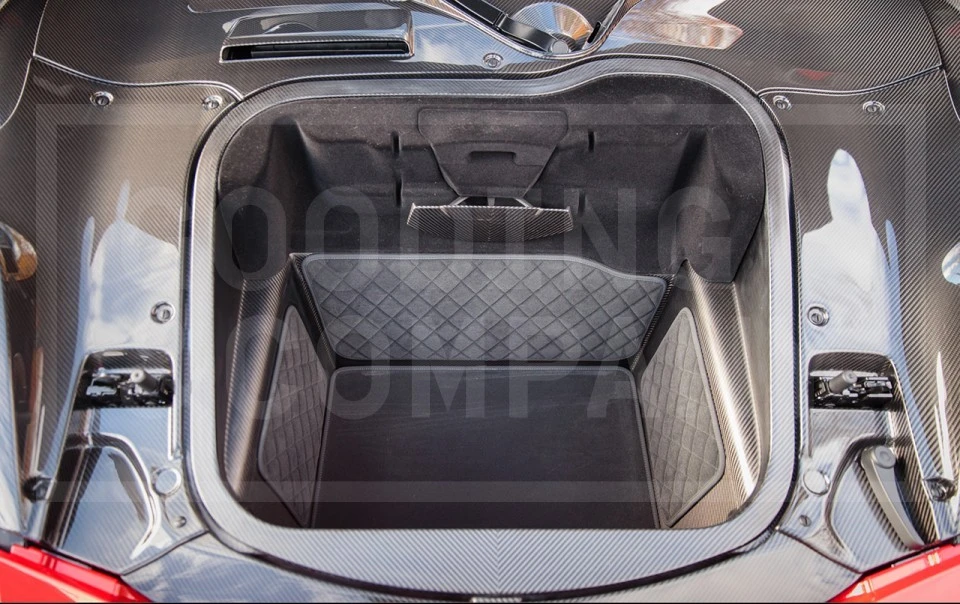 2015 Porsche 918 Spyder - Image 21 of 26