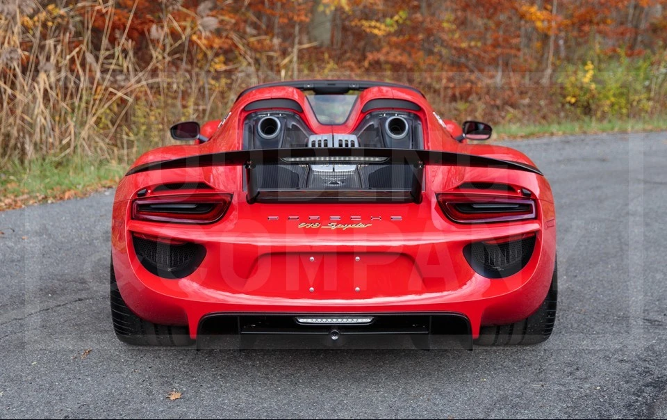 2015 Porsche 918 Spyder - Image 9 of 26