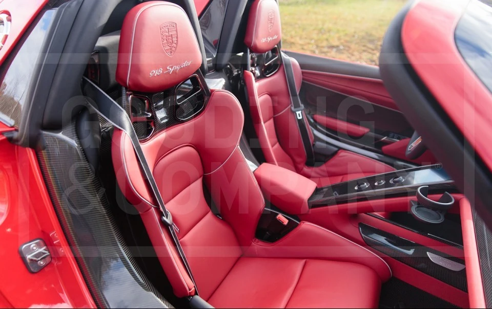 2015 Porsche 918 Spyder - Image 15 of 26