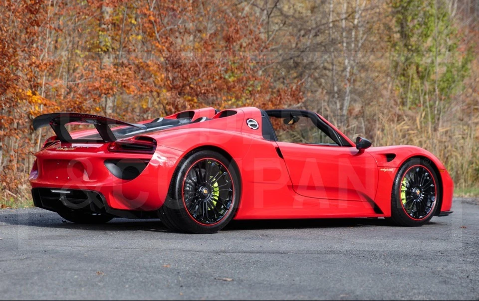 2015 Porsche 918 Spyder - Image 8 of 26