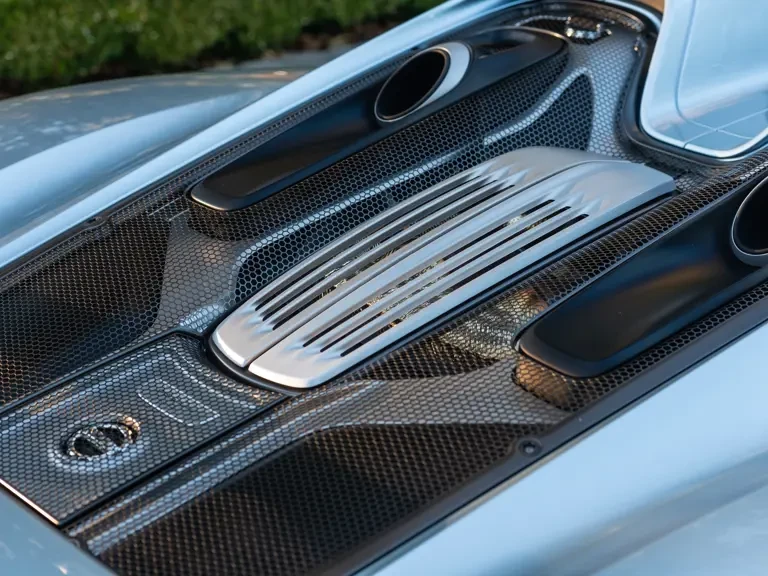 2015 Porsche 918 Spyder - Image 4 of 31