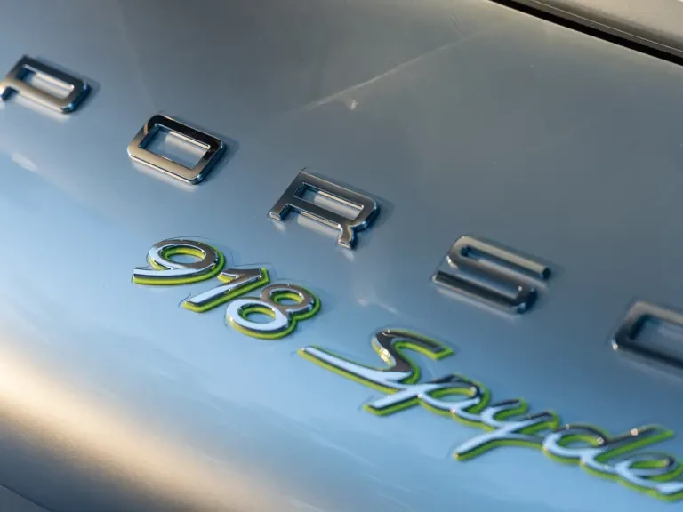2015 Porsche 918 Spyder - Image 31 of 31
