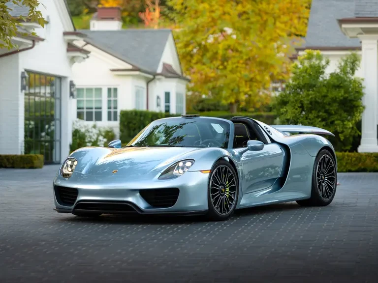 2015 Porsche 918 Spyder - Image 24 of 31
