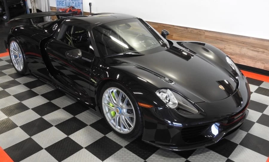 2015 Porsche 918 Spyder - Image 16 of 16