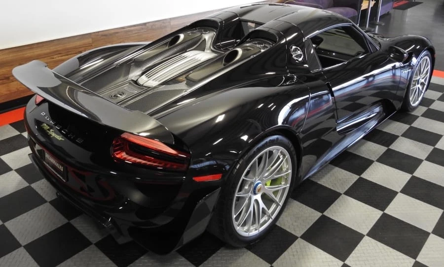 2015 Porsche 918 Spyder - Image 2 of 16
