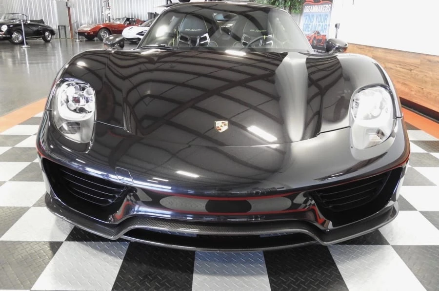 2015 Porsche 918 Spyder - Image 10 of 16