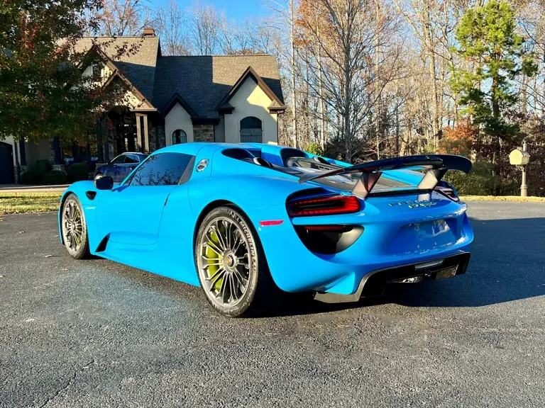 2015 Porsche 918 Spyder - Image 18 of 31
