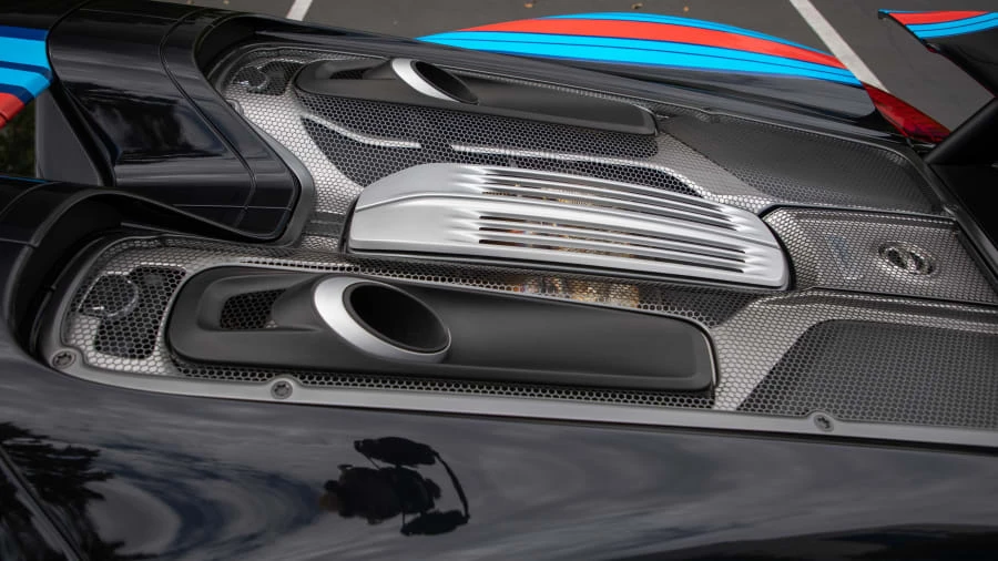 2015 Porsche 918 Spyder - Image 6 of 20