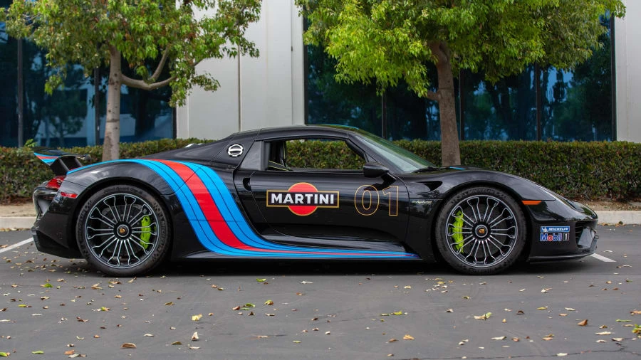 2015 Porsche 918 Spyder - Image 8 of 20