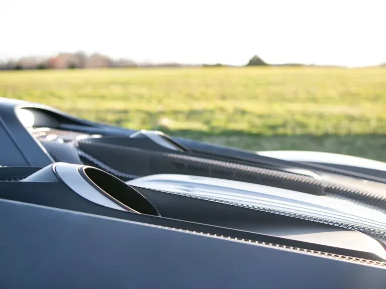 2015 Porsche 918 Spyder - Image 17 of 31