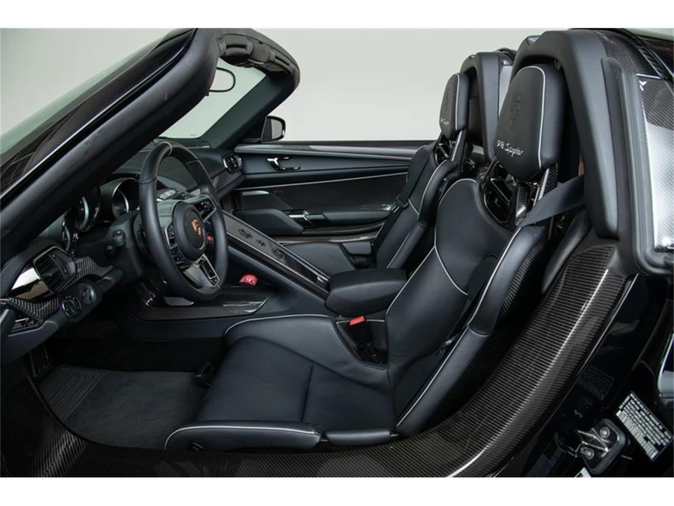 2015 Porsche 918 Spyder - Image 31 of 31