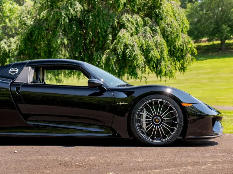 2015 Porsche 918 Spyder - Image 31 of 31