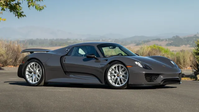 2015 Porsche 918 Spyder