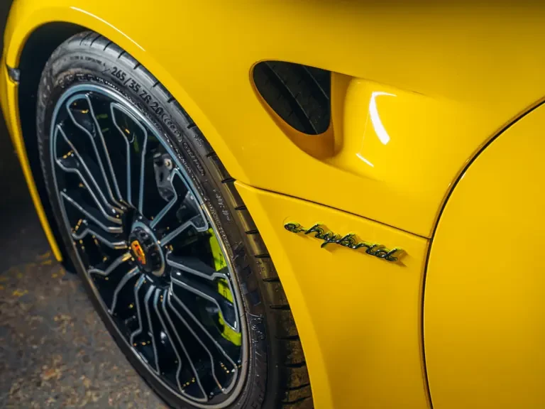 2015 Porsche 918 Spyder - Image 31 of 31