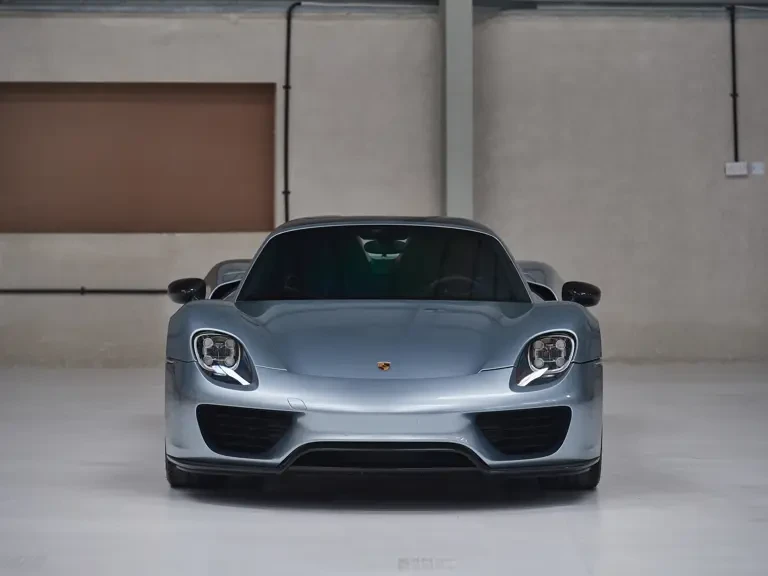 2015 Porsche 918 Spyder - Image 8 of 23
