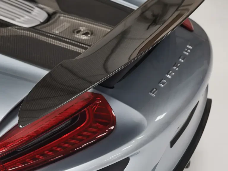 2015 Porsche 918 Spyder - Image 15 of 23