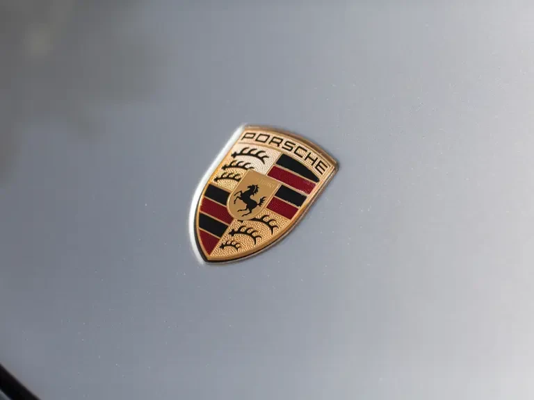 2015 Porsche 918 Spyder - Image 7 of 31