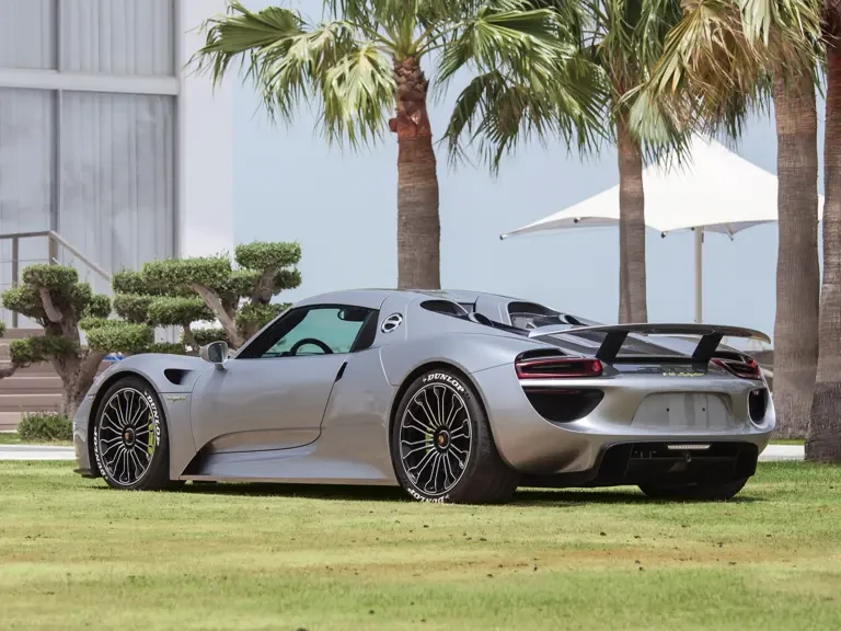 2015 Porsche 918 Spyder - Image 3 of 31