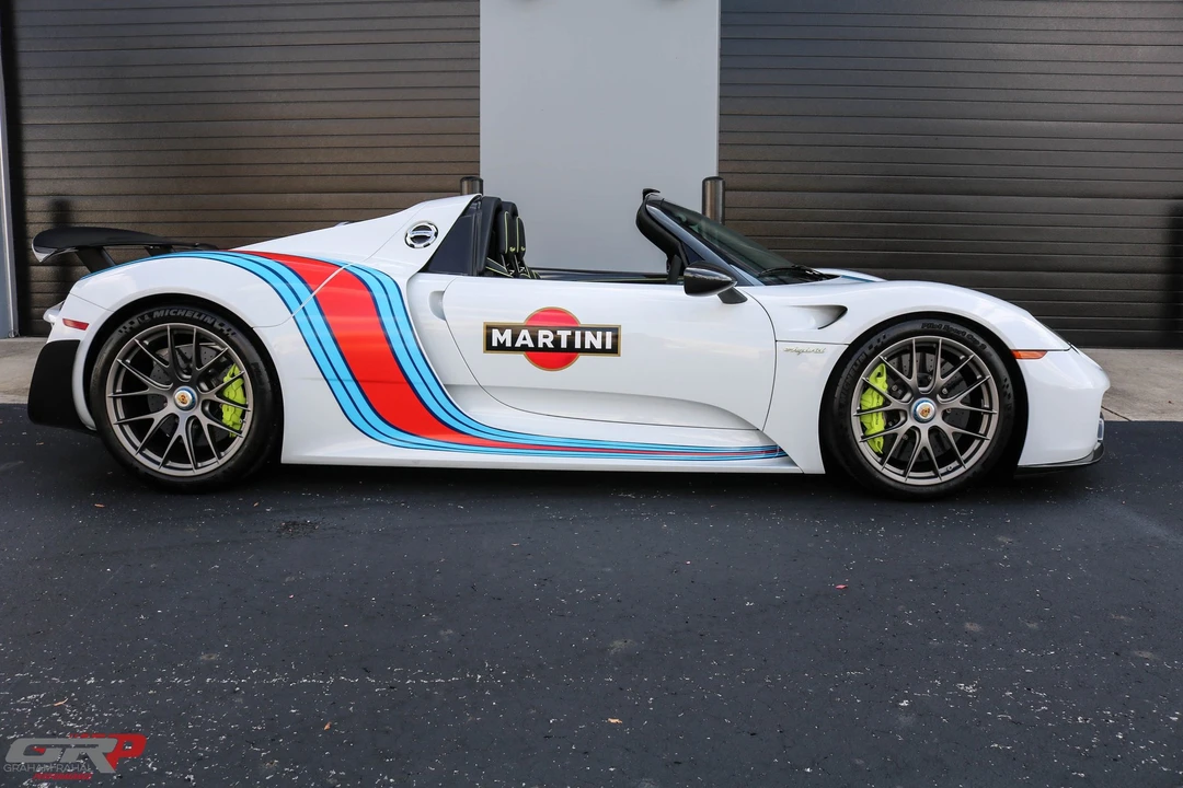 2015 Porsche 918 Spyder - Image 7 of 18