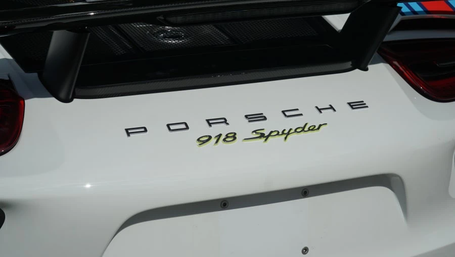 2015 Porsche 918 Spyder - Image 30 of 31
