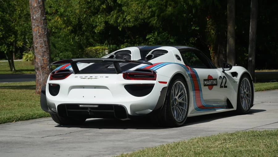 2015 Porsche 918 Spyder - Image 22 of 31