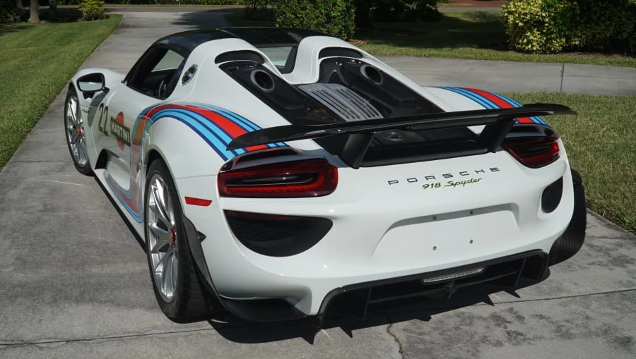 2015 Porsche 918 Spyder - Image 23 of 31