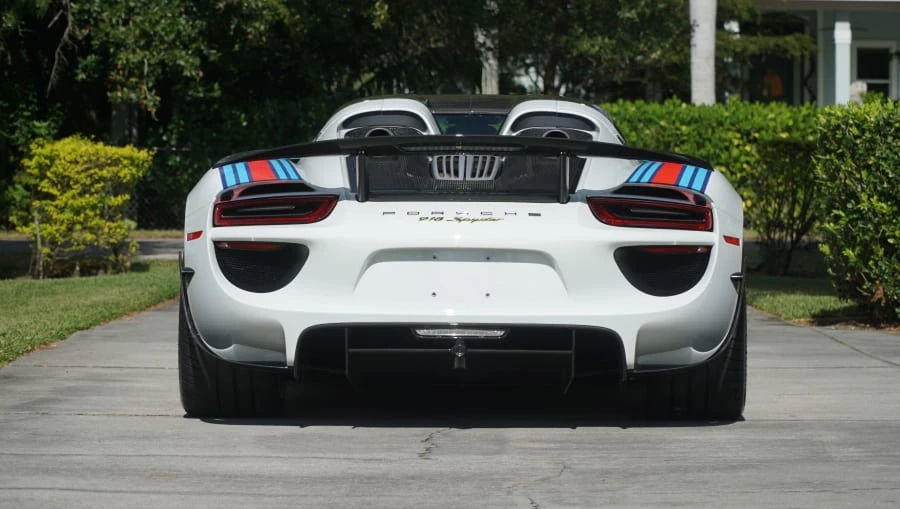 2015 Porsche 918 Spyder - Image 5 of 31