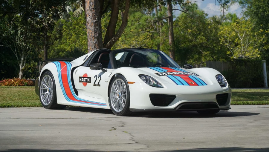 2015 Porsche 918 Spyder - Image 6 of 31
