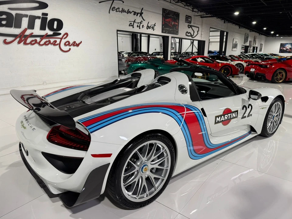 2015 Porsche 918 Spyder - Image 7 of 12