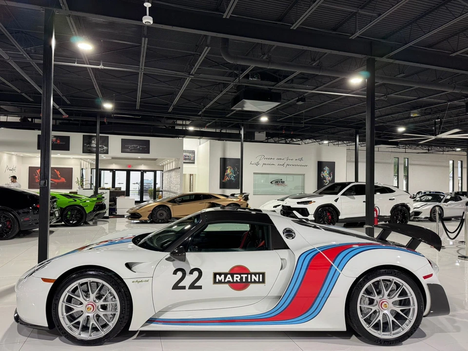 2015 Porsche 918 Spyder - Image 12 of 12
